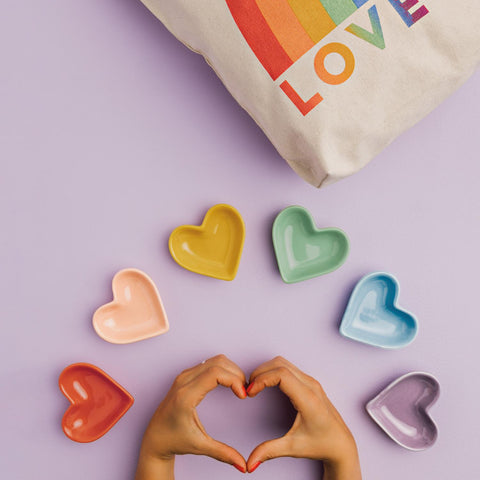 Color Parade Heart Pinch Bowls