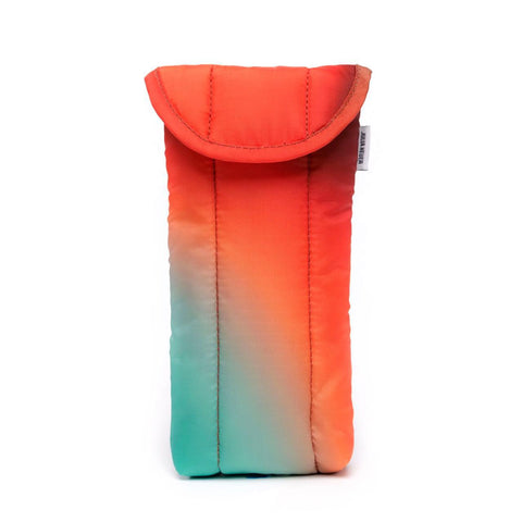 Puffy Glasses Sleeve: Rain