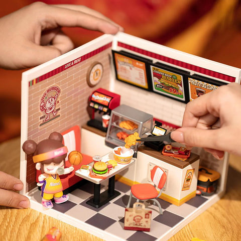 Yum Yum Burgers DIY Miniature Kit