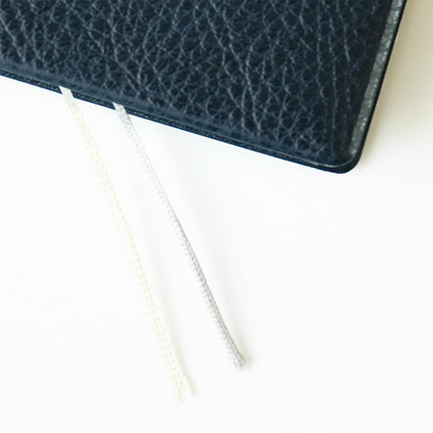 Moment 2026 Vertical Planner, Navy