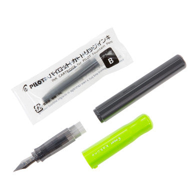 Kakuno Fountain Pen, Green, Medium