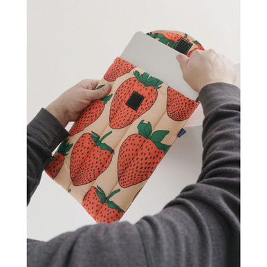 Puffy Laptop Sleeves: Strawberry
