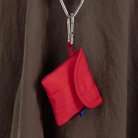 Puffy Earbuds Case: Candy Apple
