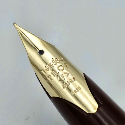 E95S Fountain Pen, Burgundy + Ivory