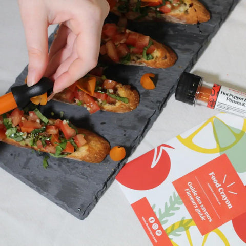 Chili + Garlic Food Crayon