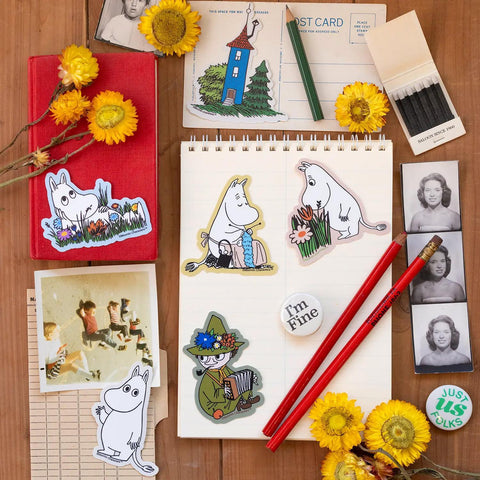 Moomintroll Garden Date Sticker