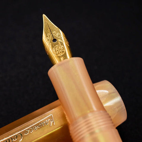 Sport Collector's Edition Fountain Pen, Apricot Pearl