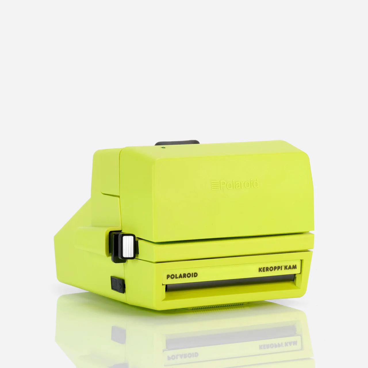 Polaroid 600 Instant Camera - Thumbnail 4