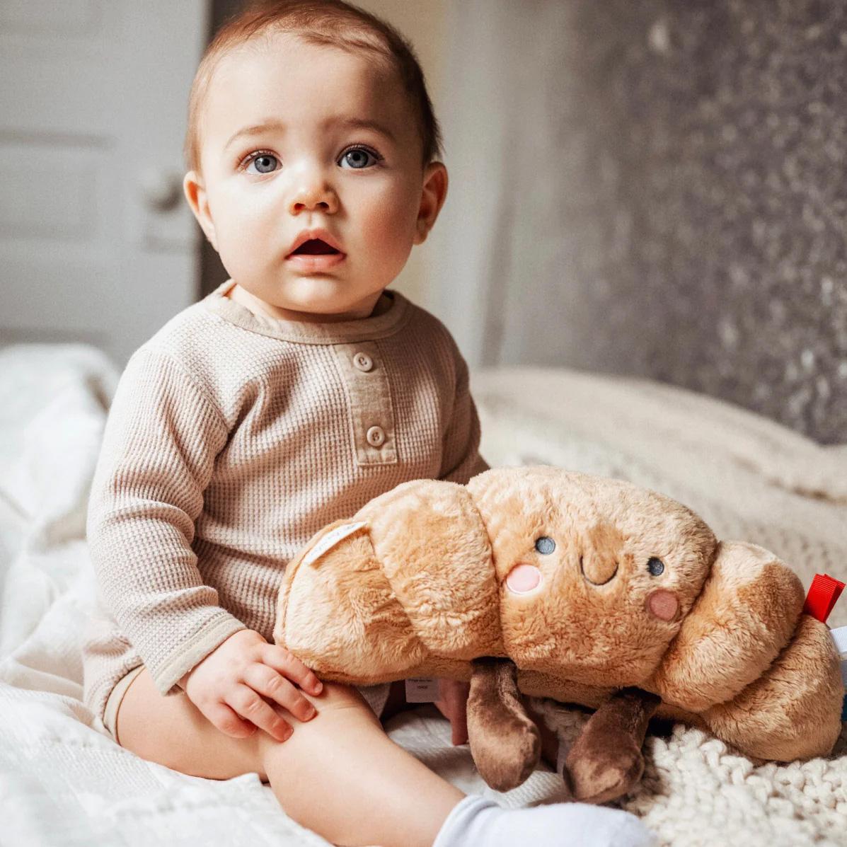 Chloe the Croissant Sweetie Snuggles Plush – Zakka Joy