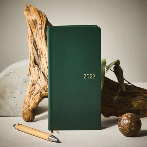 Hobonichi Techo 2027 Weeks Leather: Forest Green