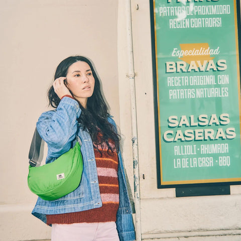Farringdon Half Moon Bag, Online Lime