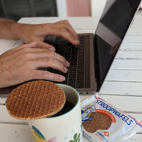 Vegan Traditional Caramel Stroopwafel
