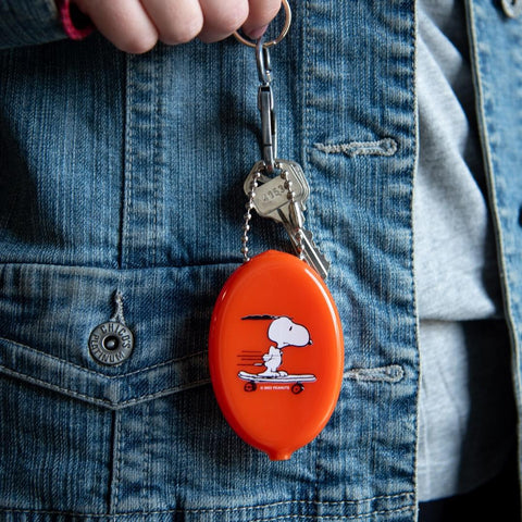 Snoopy Skateboard Coin Pouch