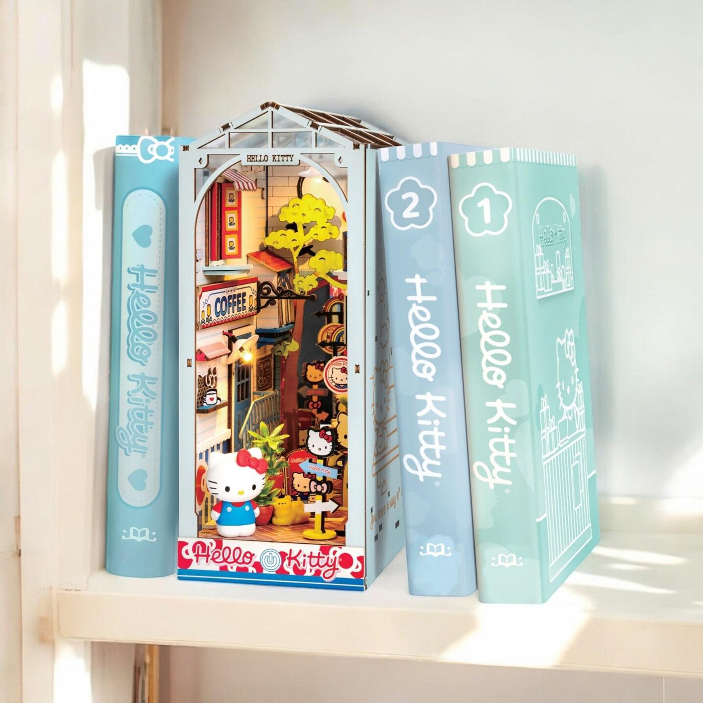 Hello Kitty Town Square DIY Book Nook – Zakka Joy