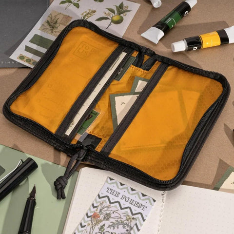 Pocket Journal, Bumblebee