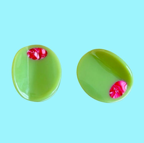 Stuffed Olive Mini Hair Claw