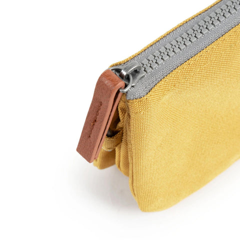 Medium Carnaby Wallet, Flax