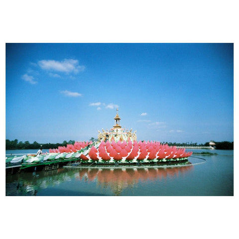 LomoChrome Color ’92 35mm Film