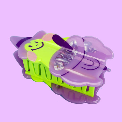 Cauldron Witch Frog Hair Claw