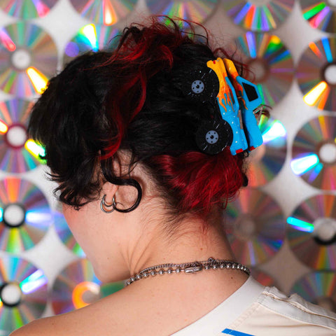 Babe Digger Monster Truck Hair Claw