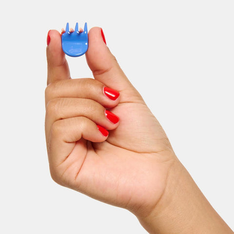 Micro Hair Claws, Play
