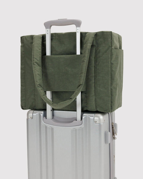 Small Cloud Carry-On: Caper