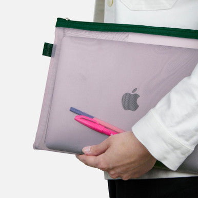 Large Mesh Pocket, Powdery Pink